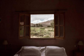 Ruphay: Cabaña equipada con vista a los cerros en el campo, Maimará